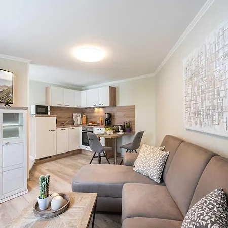 Ahlbeck Stefanie * هيرينجسدورف